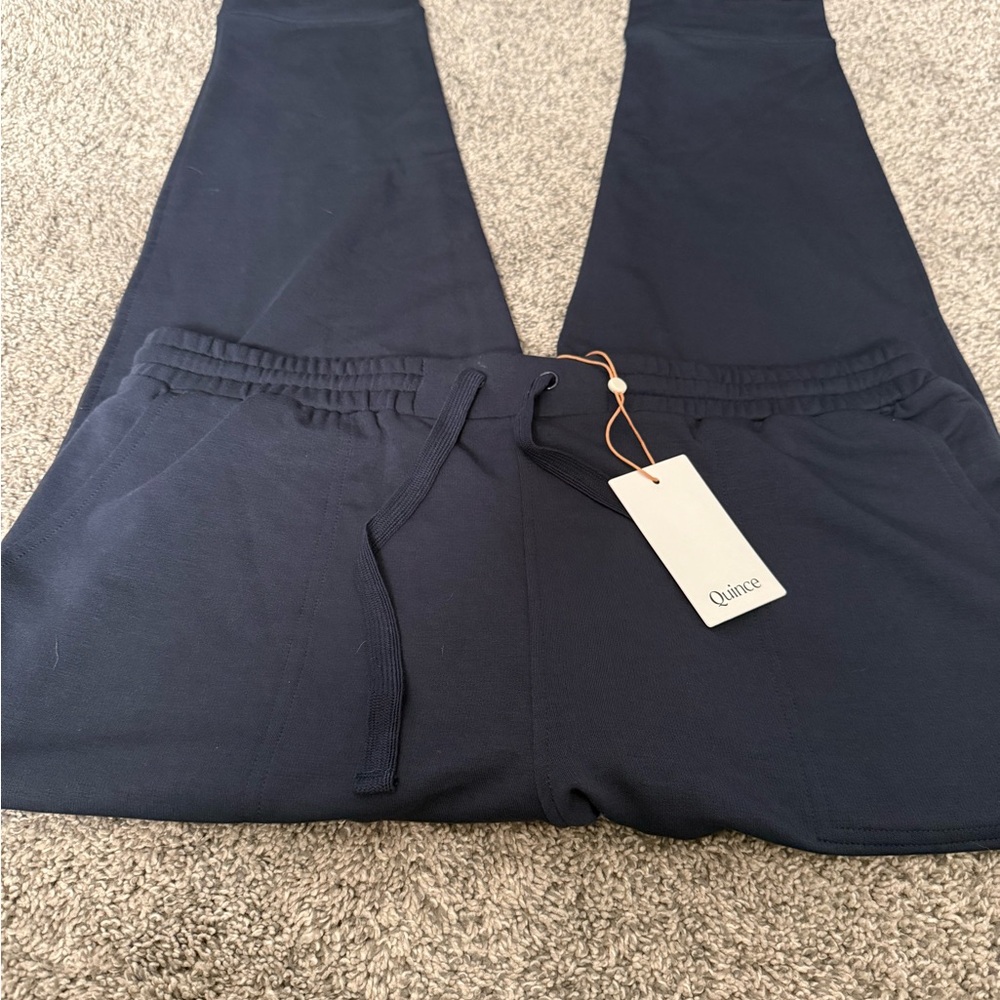 NWT Quince Navy Super Soft Fleece Drawstring Joggers - Picture 9 of 9